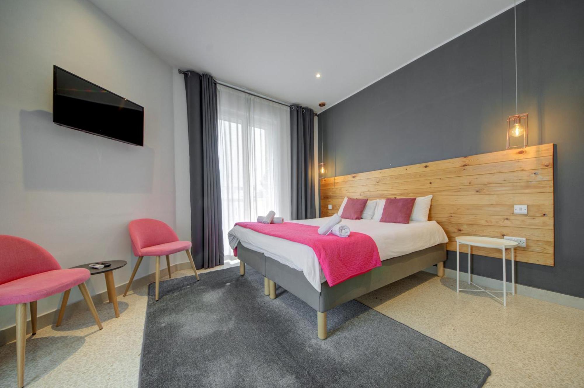 Caro Boutique Guest House San Gwann Exterior photo